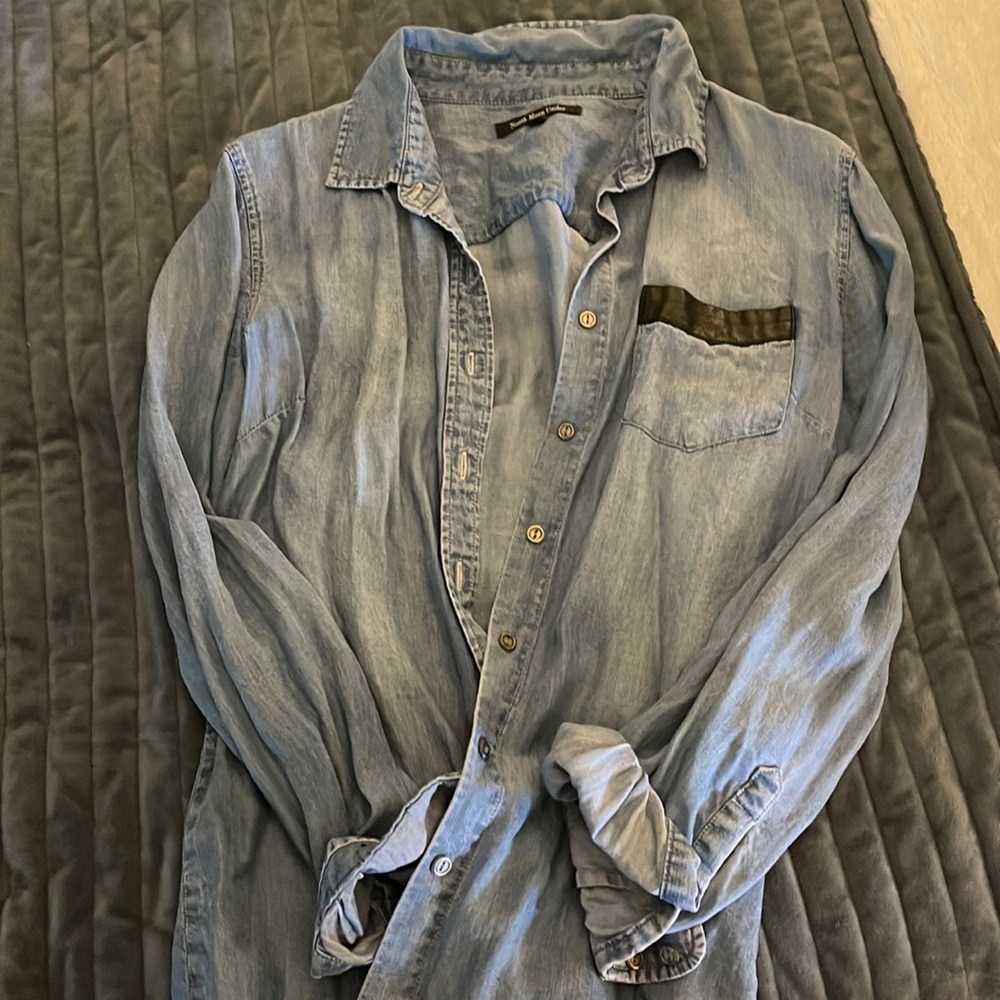 South Moon Under Chambray Shirt